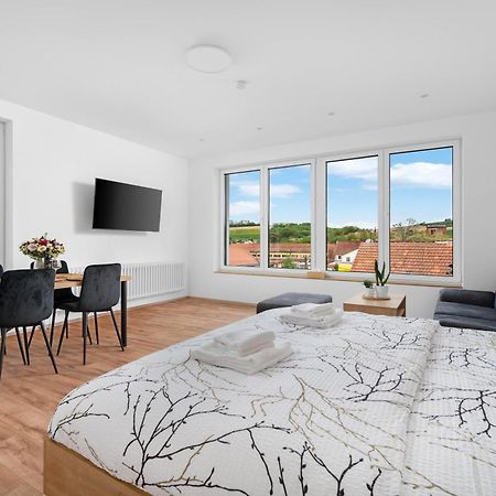 Apartmany Stastny Sklep Valtice Extérieur photo